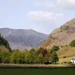 The In The Vale 4*