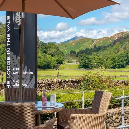 Hotel The In The Vale 4*