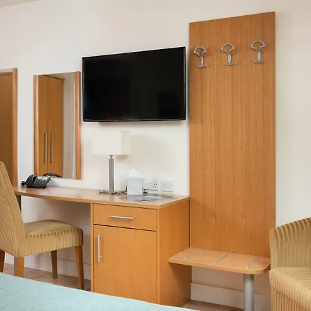 Hotel The In The Vale